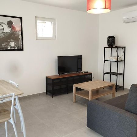 Appartement Meuble Et Tout Confort, Au Milieu De La Campagne Saint-Paul-Trois-Châteaux Eksteriør billede